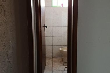 Sal&atilde;o Comercial para alugar - 180m&sup2; - Zona VI