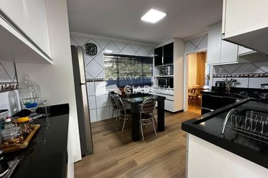 Casa &agrave; venda - 196m&sup2; - JARDIM LA SALLE
