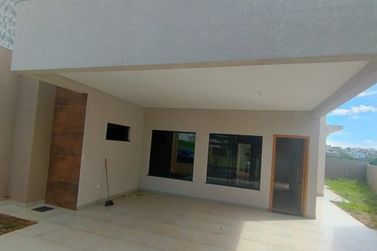 Casa &agrave; venda - 132m&sup2; - Jardim Azal&eacute;ia