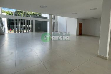 Sal&atilde;o Comercial para alugar - Zona VI