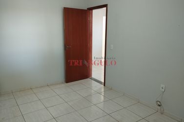 Casa &agrave; venda - 107m&sup2; - JARDIM PARAISO