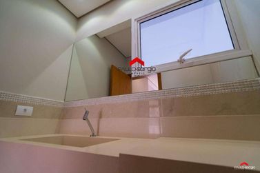 Casa &agrave; venda - 347m&sup2; - Residencial Royal Garden