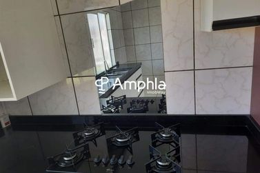 Casa &agrave; venda - 200m&sup2; - Centro