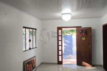 Casa &agrave; venda - 675m&sup2; - Centro