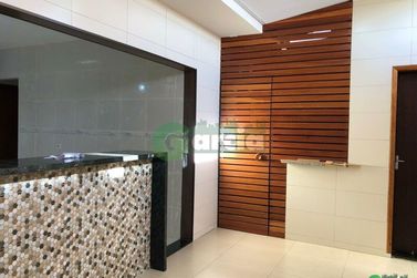 Casa &agrave; venda - 93m&sup2; - Jardim Veneza