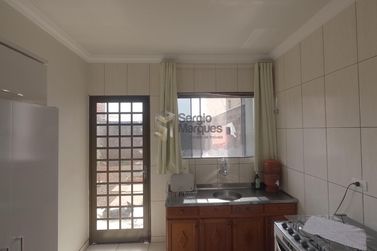 Casa &agrave; venda - 150m&sup2; - JARDIM DIAS
