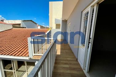 Casa para alugar - 267m&sup2; - Zona II