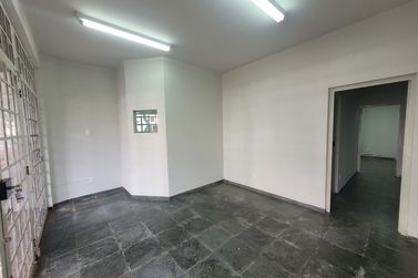 Sala Comercial para alugar - 60m&sup2; - Zona II