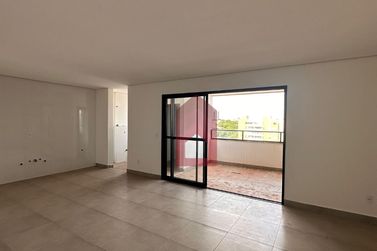 Apartamento &agrave; venda - 112m&sup2; - Zona I