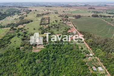 S&iacute;tio &agrave; venda - 242000m&sup2; - &Aacute;rea Rural de Umuarama