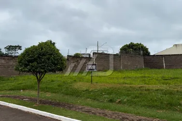 Terreno &agrave; venda - 315m&sup2; - Parque Residencial Interlagos