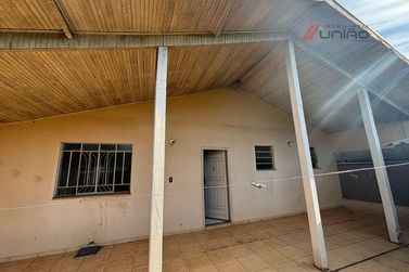 Casa &agrave; venda - 290m&sup2; - Zona III