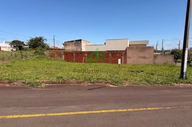 Terreno &agrave; venda - 326m&sup2; - Jardim Real