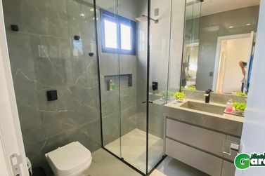 Casa &agrave; venda - 281m&sup2; - Euro Park