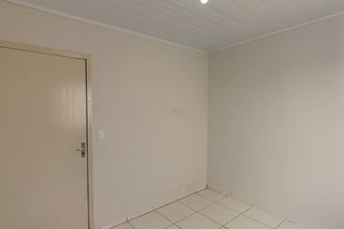 Casa para alugar - 324m&sup2; - ZONA V