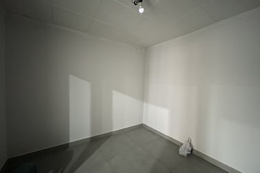 Sala Comercial para alugar - 80m&sup2; - ZONA I