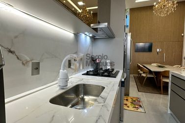 Casa &agrave; venda - 184m&sup2; - JARDIM COLORADO