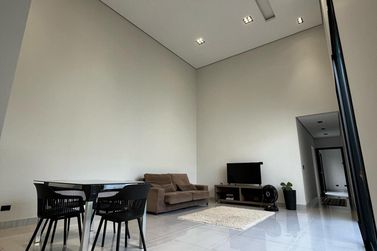 Casa &agrave; venda - 280m&sup2; - Jardim Global