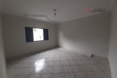 Casa para alugar - 130m&sup2; - Parque Danielle