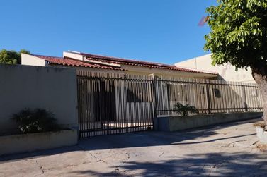 Casa &agrave; venda - 183m&sup2; - Jardim Tropical