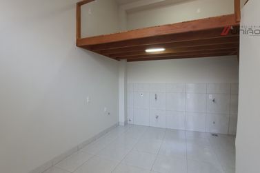 Apartamento para alugar - 490m&sup2; - Zona III