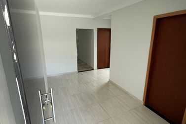 Casa &agrave; venda - 100m&sup2; - Parque San Remo