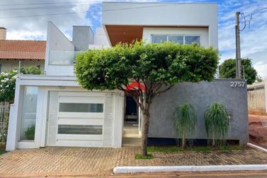 Sobrado &agrave; venda - 260m&sup2; - Parque do Lago