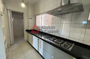 Apartamento para alugar - 130m&sup2; - Zona I