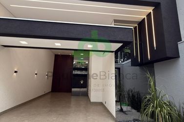Casa &agrave; venda - 184m&sup2; - ZONA I