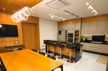 Casa &agrave; venda - 253m&sup2; - Paysage Essenza Condom&iacute;nio