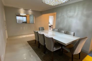 Apartamento &agrave; venda - 200m&sup2; - Jardim Para&iacute;so