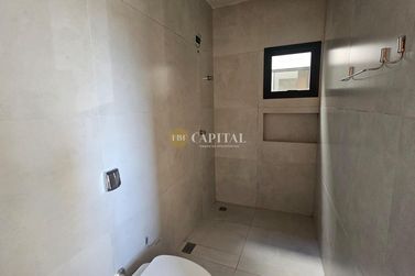 Casa &agrave; venda - 80m&sup2; - Zona V