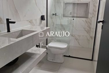 Casa &agrave; venda - 128m&sup2; - Jardim Cima