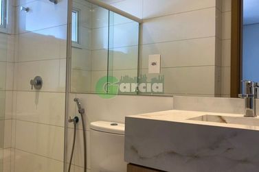 Apartamento &agrave; venda - 180m&sup2; - Zona III