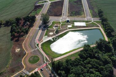 Terreno &agrave; venda - 210m&sup2; - CRISTO REI