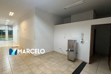 Sal&atilde;o Comercial para alugar - 500m&sup2; - Zona VI