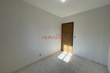 Apartamento para alugar - 61m&sup2; - ZONA I