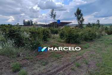 Ch&aacute;cara &agrave; venda - 26m&sup2; - PR 489