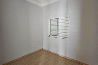 Casa &agrave; venda - 150m&sup2; - Jardim Santa Clara