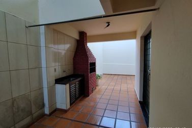 Sobrado &agrave; venda - Zona I