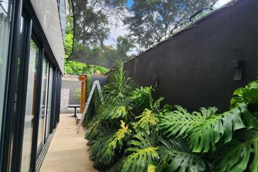 Casa &agrave; venda - 275m&sup2; - Condom&iacute;nio Royal Garden