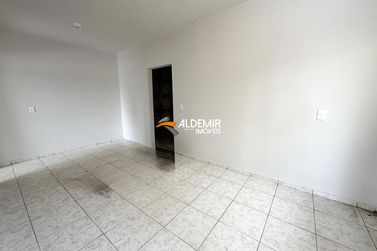 Casa para alugar - 92m&sup2; - Zona 06