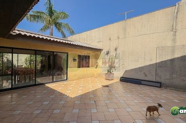 Sobrado &agrave; venda - 490m&sup2; - Jardim Global