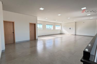 Sal&atilde;o Comercial para alugar - 358m&sup2; - Parque Residencial da G&aacute;vea
