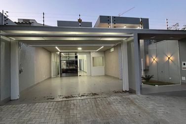 Casa &agrave; venda - 145m&sup2; - Jardim  Porto Seguro