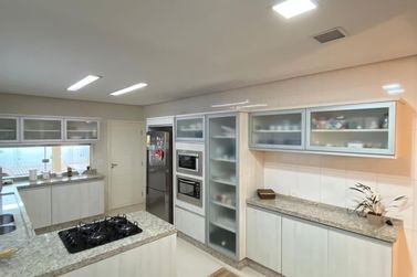Casa &agrave; venda - 345m&sup2; - Jardim Tamoio