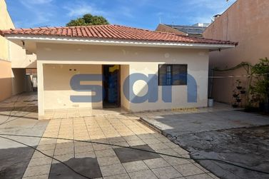 Casa &agrave; venda - 380m&sup2; - Jardim Global
