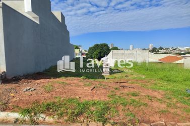 Terreno &agrave; venda - 280m&sup2; - PARQUE DO LAGO
