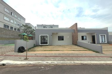 Casa para alugar - 81m&sup2; - Zona V