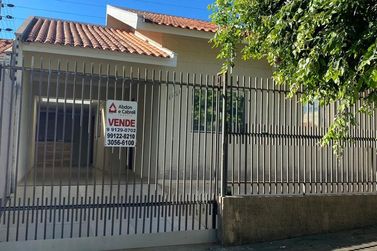 Casa &agrave; venda - 100m&sup2; - Jardim Canad&aacute;